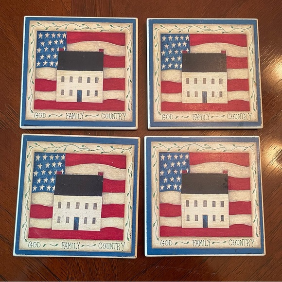 Set of 4 Ceramic Tile American Flag Coasters - Picture 1 of 10